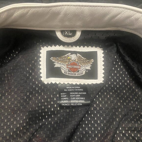 Women's Authentic Harley Davidson White with Red Leather Jacket XL NWT - Picture 10 of 12
